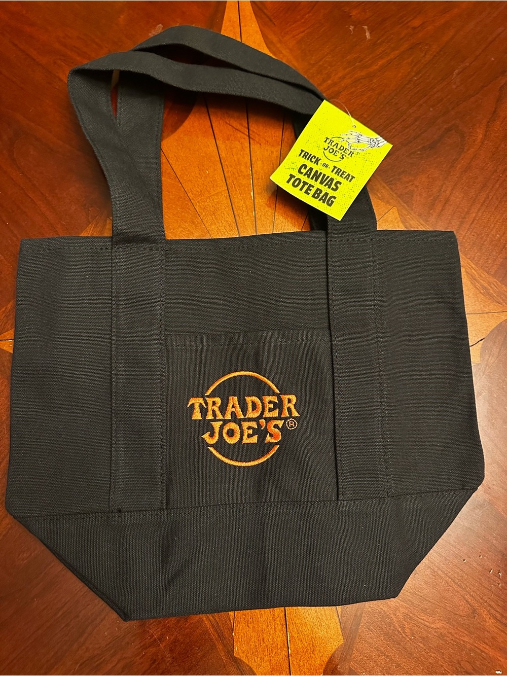 Trader Joe’s Trick-or-Treat Black Canvas Tote Bag NWT 🎃